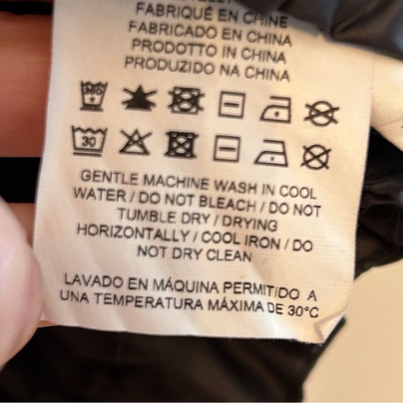 PUMA Black Transition Full Zip Hoodie Keeps You Dry Fabric Sweatshirt Size S - Picture 4 of 7